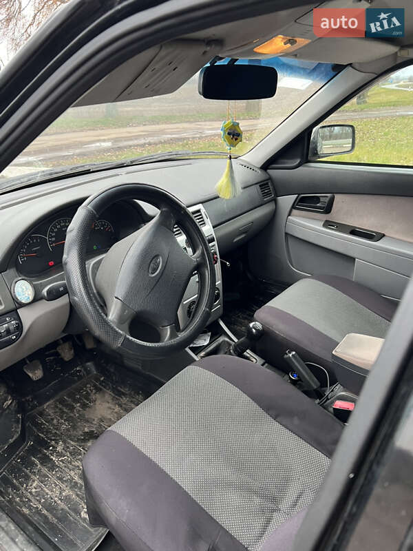 Седан ВАЗ / Lada 2170 Priora 2008 в Конотопе фото 3 Седан ВАЗ / Lada 2170 Priora 2008 в Конотопе