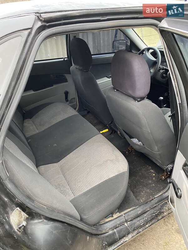 Седан ВАЗ / Lada 2170 Priora 2008 в Киеве фото 11 Седан ВАЗ / Lada 2170 Priora 2008 в Киеве