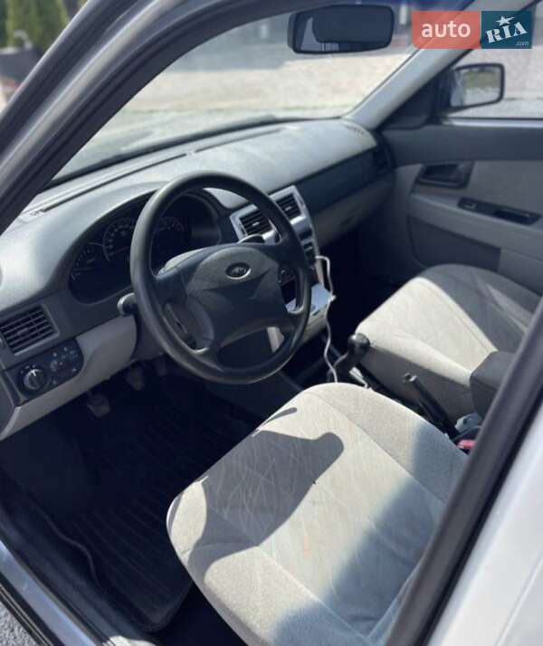 Седан ВАЗ / Lada 2170 Priora 2011 в Лозовой