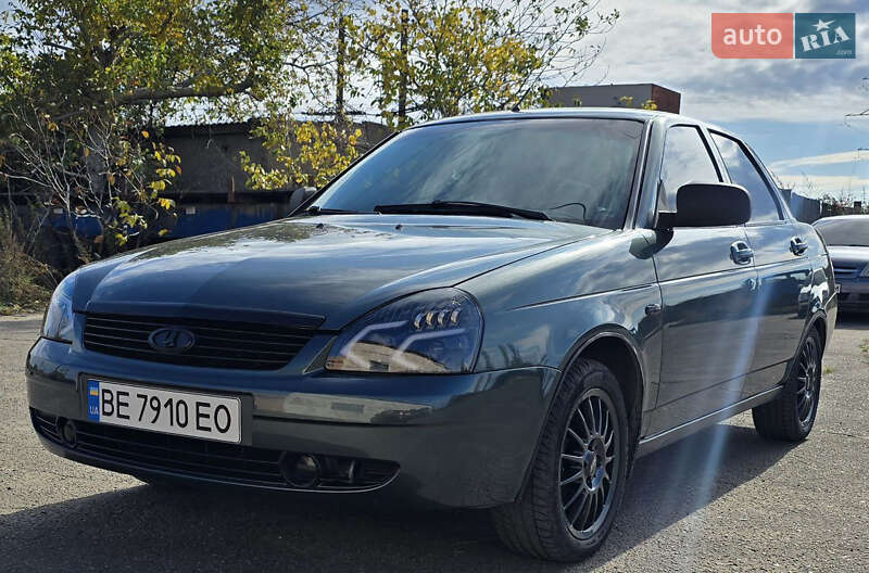 ВАЗ / Lada 2170 Priora 2011