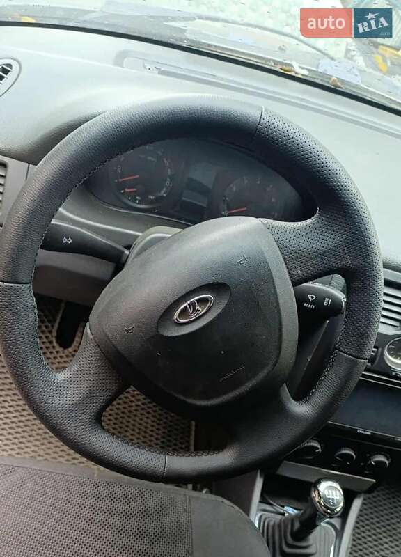 Седан ВАЗ / Lada 2170 Priora 2012 в Миколаєві