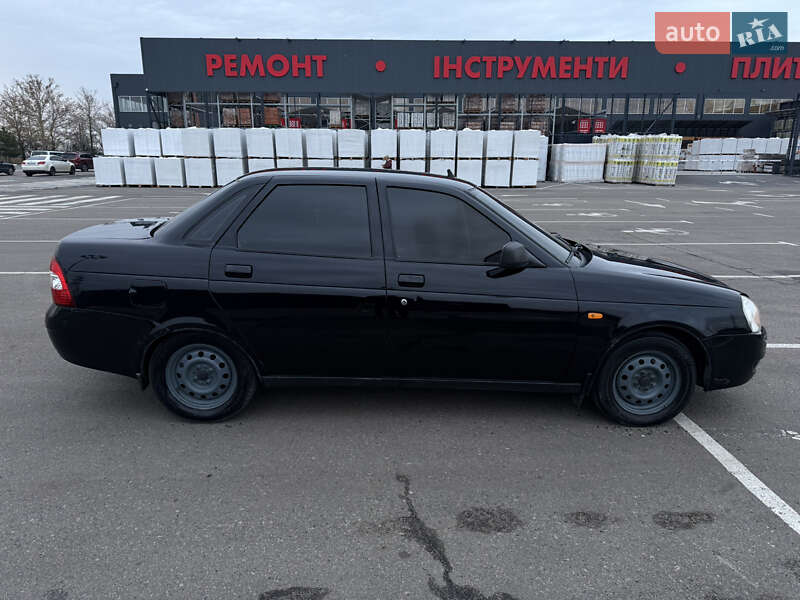 Седан ВАЗ / Lada 2170 Priora 2010 в Миколаєві
