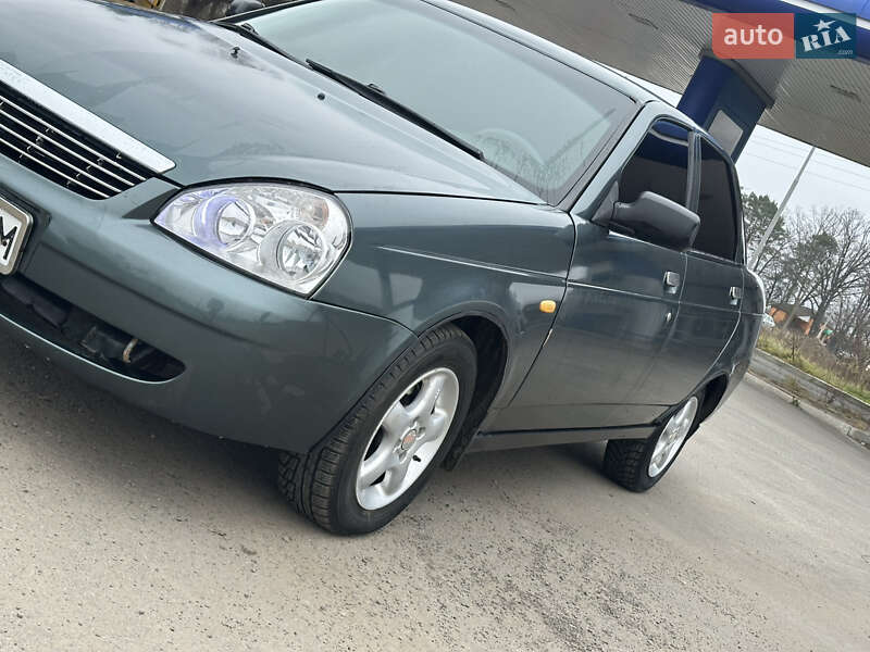 Седан ВАЗ / Lada 2170 Priora 2007 в Шепетовке фото 2 Седан ВАЗ / Lada 2170 Priora 2007 в Шепетовке