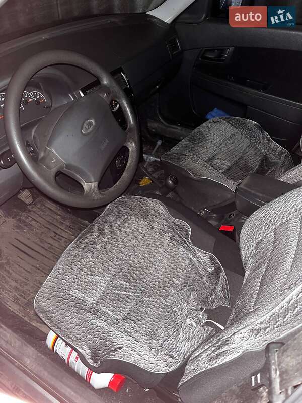 Седан ВАЗ / Lada 2170 Priora 2011 в Заводском