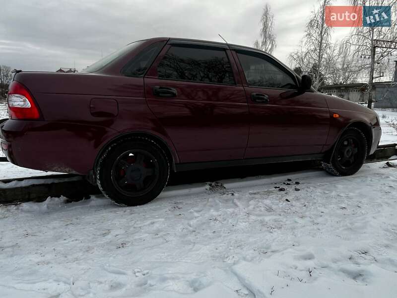 Седан ВАЗ / Lada 2170 Priora 2011 в Обухове