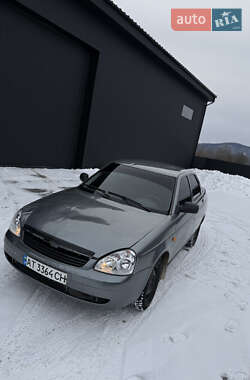 Седан ВАЗ 2170 Priora 2008 в Перегинском