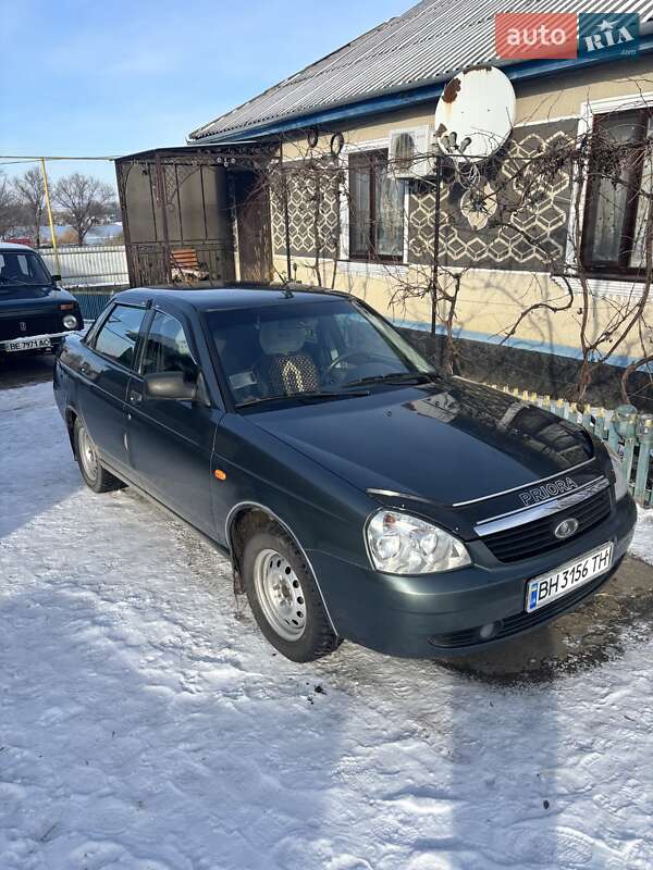 ВАЗ / Lada 2170 Priora 2011
