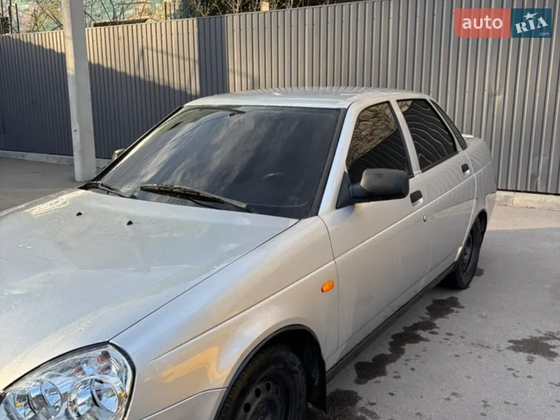 ВАЗ / Lada 2170 Priora 2010 VIN XTA217030B0271166 фото оголошення 2 з 32