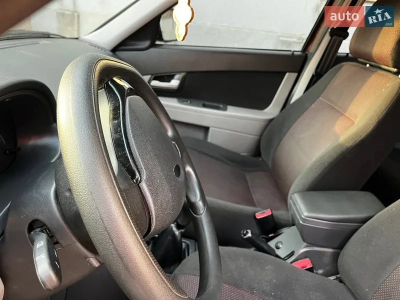 ВАЗ / Lada 2170 Priora 2010 VIN XTA217030A0236084 фото оголошення 13 з 36