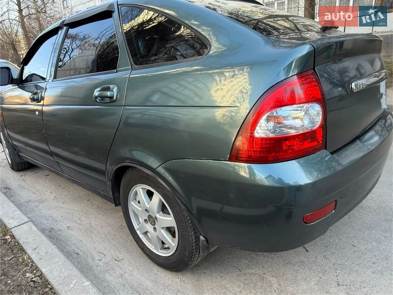 Седан ВАЗ / Lada 2170 Priora 2011 в Харькове