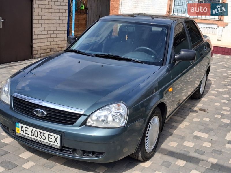 Седан ВАЗ / Lada 2170 Priora 2011 в Кривом Роге