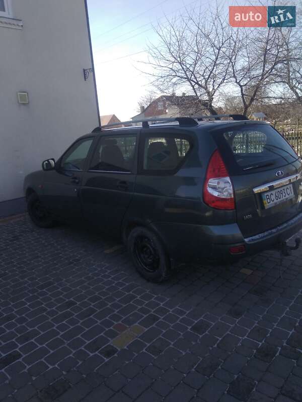 Универсал ВАЗ / Lada 2171 Priora 2009 в Сокале фото 10 Универсал ВАЗ / Lada 2171 Priora 2009 в Сокале