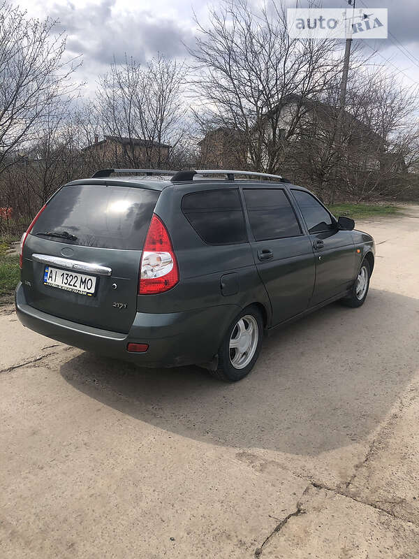 Универсал ВАЗ / Lada 2171 Priora 2010 в Борисполе