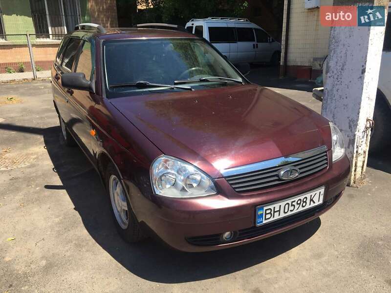 Универсал ВАЗ / Lada 2171 Priora 2010 в Измаиле