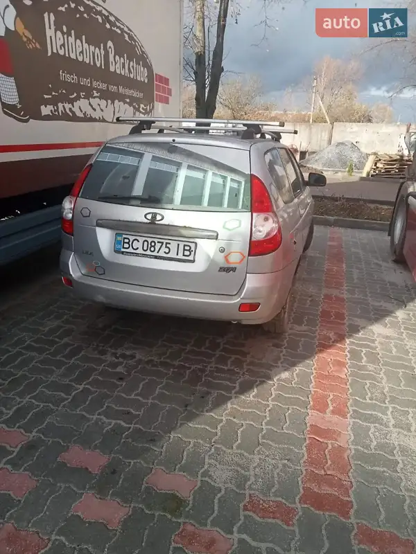ВАЗ / Lada 2171 Priora 2011