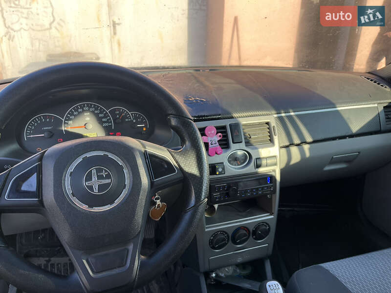 Универсал ВАЗ / Lada 2171 Priora 2011 в Кагарлыке фото 11 Универсал ВАЗ / Lada 2171 Priora 2011 в Кагарлыке