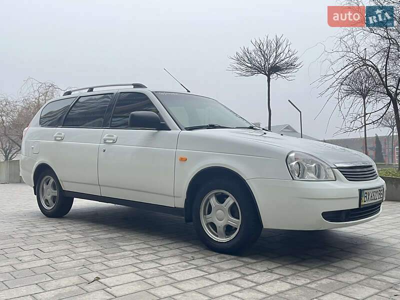 Універсал ВАЗ / Lada 2171 Priora 2011 в Хмельницькому
