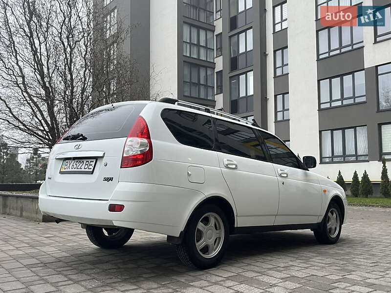 Універсал ВАЗ / Lada 2171 Priora 2011 в Хмельницькому