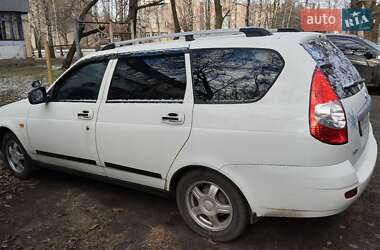 Универсал ВАЗ 2171 Priora 2011 в 