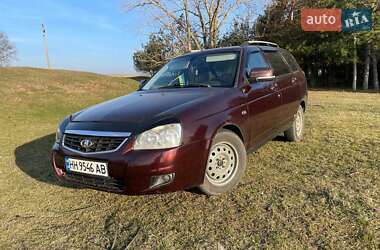 Универсал ВАЗ 2171 Priora 2011 в 