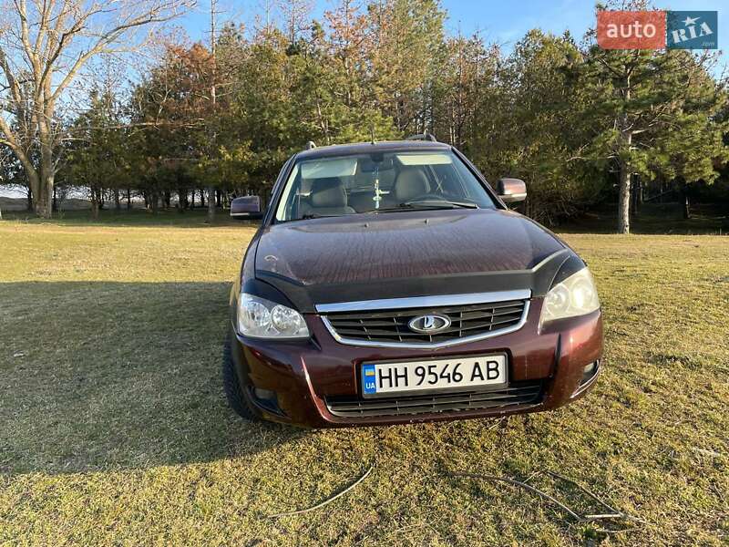 Універсал ВАЗ / Lada 2171 Priora 2011 в Болграді