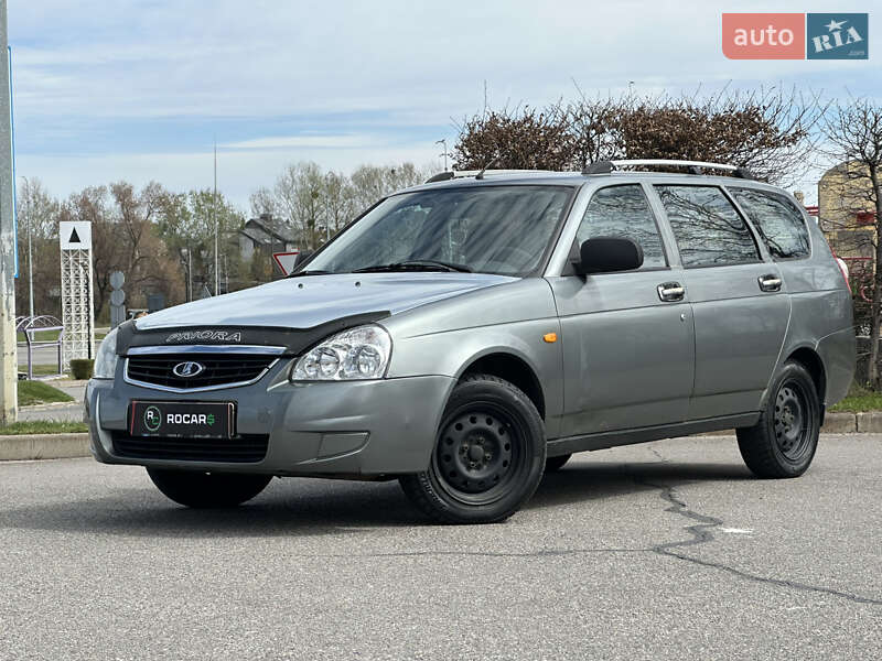 Универсал ВАЗ / Lada 2171 Priora 2012 в Киеве фото 3 Универсал ВАЗ / Lada 2171 Priora 2012 в Киеве