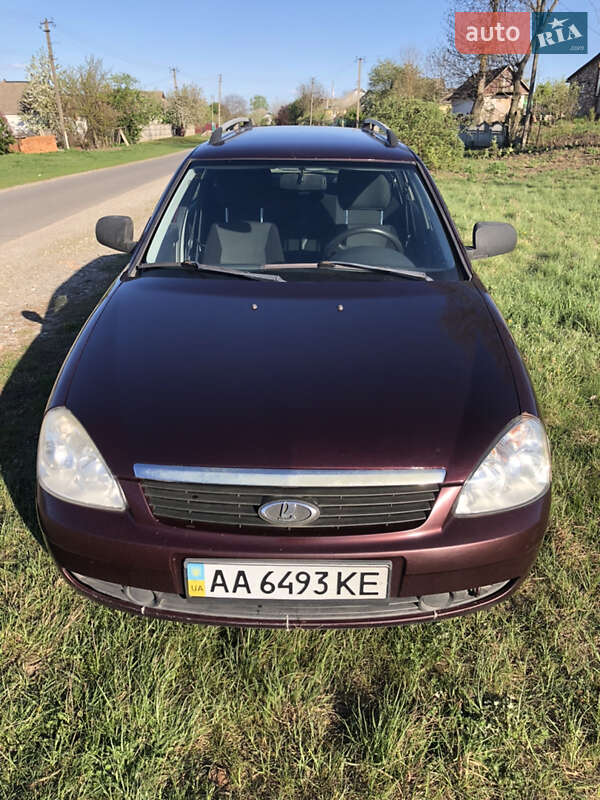 Универсал ВАЗ / Lada 2171 Priora 2010 в Тараще