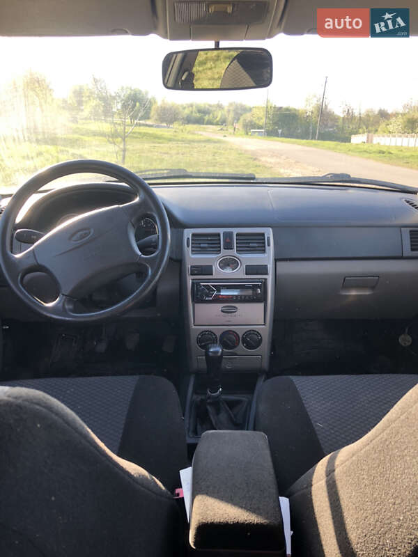 Универсал ВАЗ / Lada 2171 Priora 2010 в Тараще