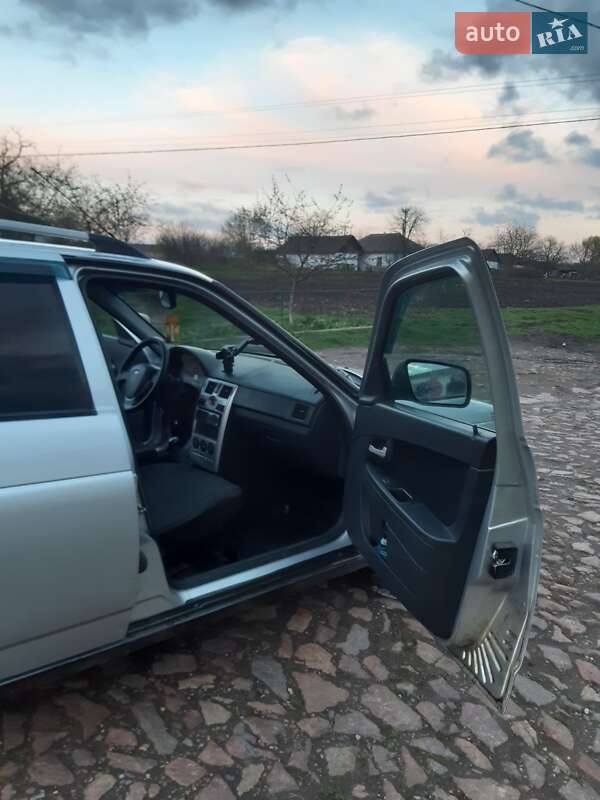 Универсал ВАЗ / Lada 2171 Priora 2012 в Благовещенском фото 6 Универсал ВАЗ / Lada 2171 Priora 2012 в Благовещенском