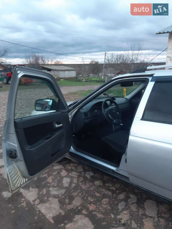 Универсал ВАЗ / Lada 2171 Priora 2012 в Благовещенском фото 8 Универсал ВАЗ / Lada 2171 Priora 2012 в Благовещенском
