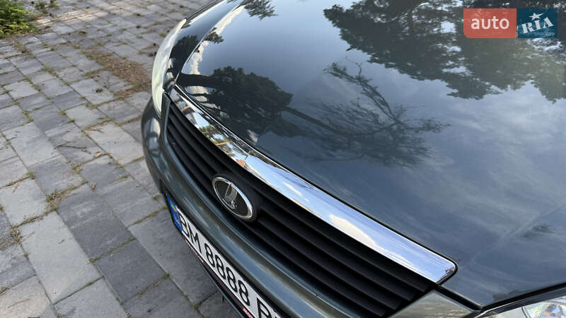 Універсал ВАЗ / Lada 2171 Priora 2011 в Охтирці