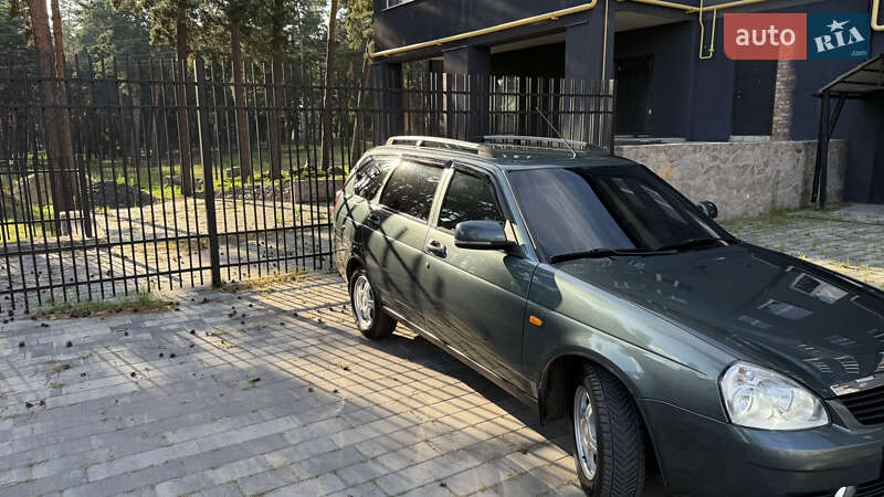 Універсал ВАЗ / Lada 2171 Priora 2011 в Охтирці