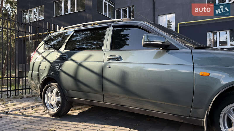 Універсал ВАЗ / Lada 2171 Priora 2011 в Охтирці