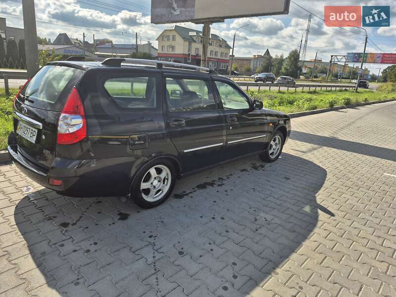 Универсал ВАЗ / Lada 2171 Priora 2012 в Луцке