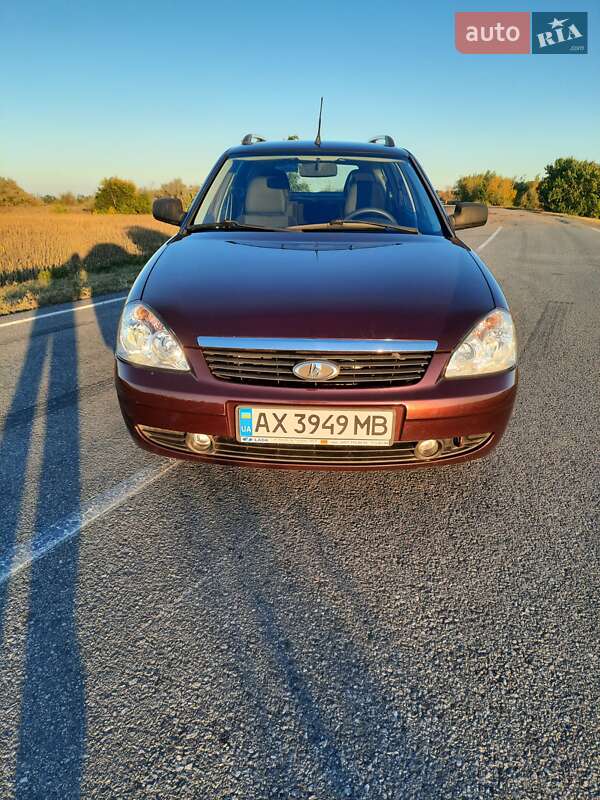 Универсал ВАЗ / Lada 2171 Priora 2011 в Лозовой