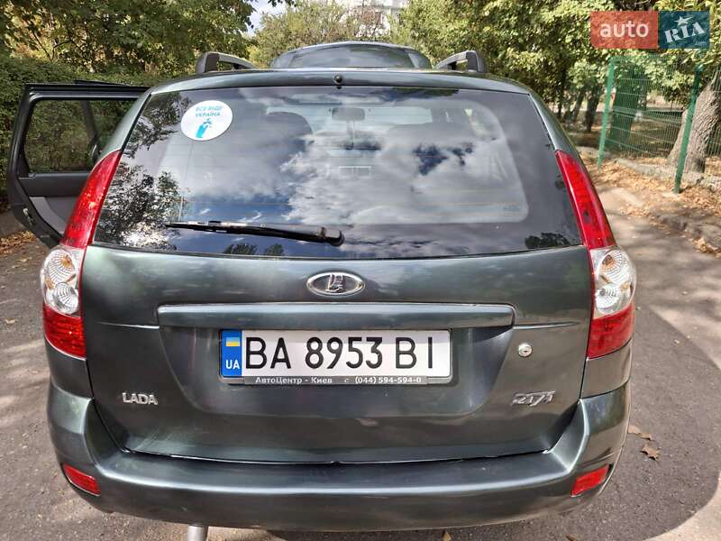 Універсал ВАЗ / Lada 2171 Priora 2011 в Кропивницькому