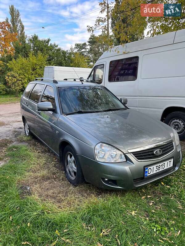 Универсал ВАЗ / Lada 2171 Priora 2011 в Киеве