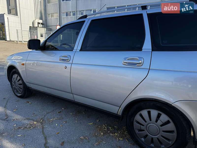 Універсал ВАЗ / Lada 2171 Priora 2011 в Дніпрі фото 8 Універсал ВАЗ / Lada 2171 Priora 2011 в Дніпрі