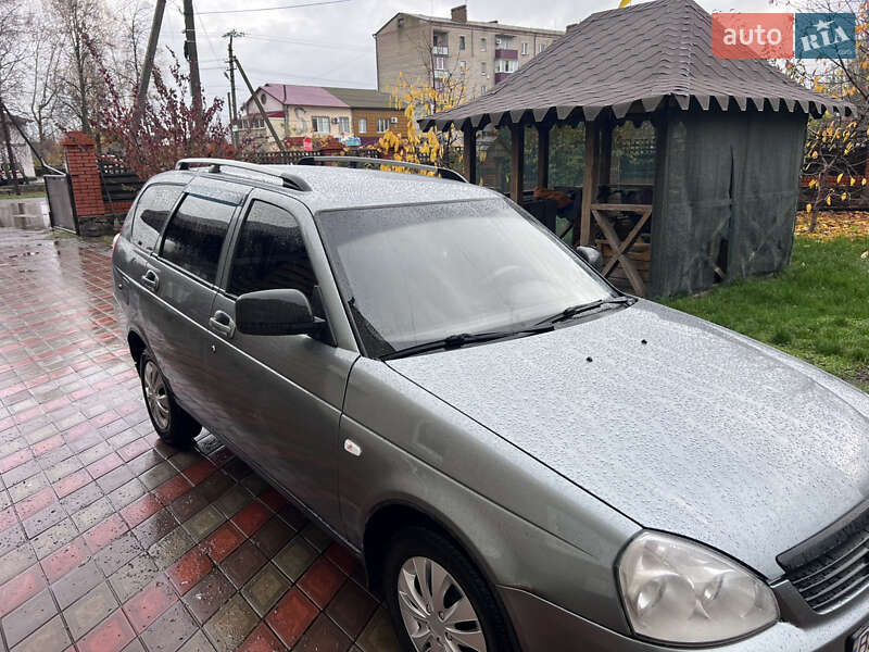 Универсал ВАЗ / Lada 2171 Priora 2010 в Врадиевке фото 2 Универсал ВАЗ / Lada 2171 Priora 2010 в Врадиевке