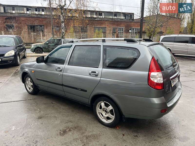 Универсал ВАЗ / Lada 2171 Priora 2011 в Сумах