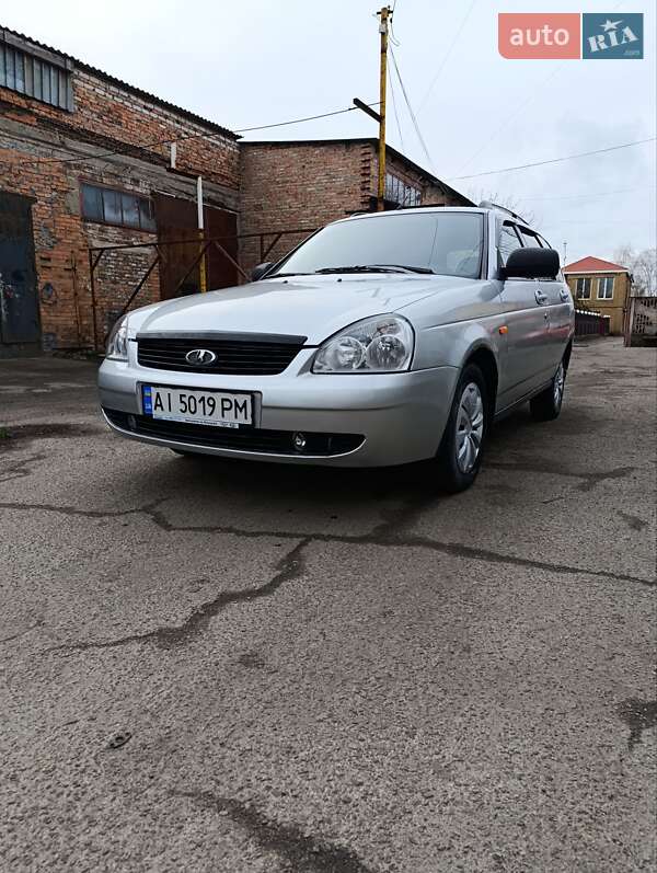 Универсал ВАЗ / Lada 2171 Priora 2011 в Первомайске