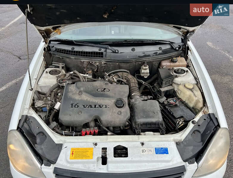 Универсал ВАЗ / Lada 2171 Priora 2009 в Горишних Плавнях фото 16 Универсал ВАЗ / Lada 2171 Priora 2009 в Горишних Плавнях