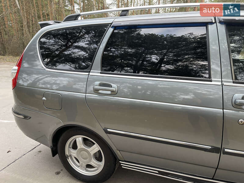 Універсал ВАЗ / Lada 2171 Priora 2011 в Славуті