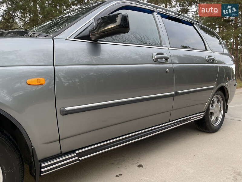 Універсал ВАЗ / Lada 2171 Priora 2011 в Славуті