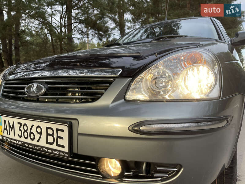 Універсал ВАЗ / Lada 2171 Priora 2011 в Славуті