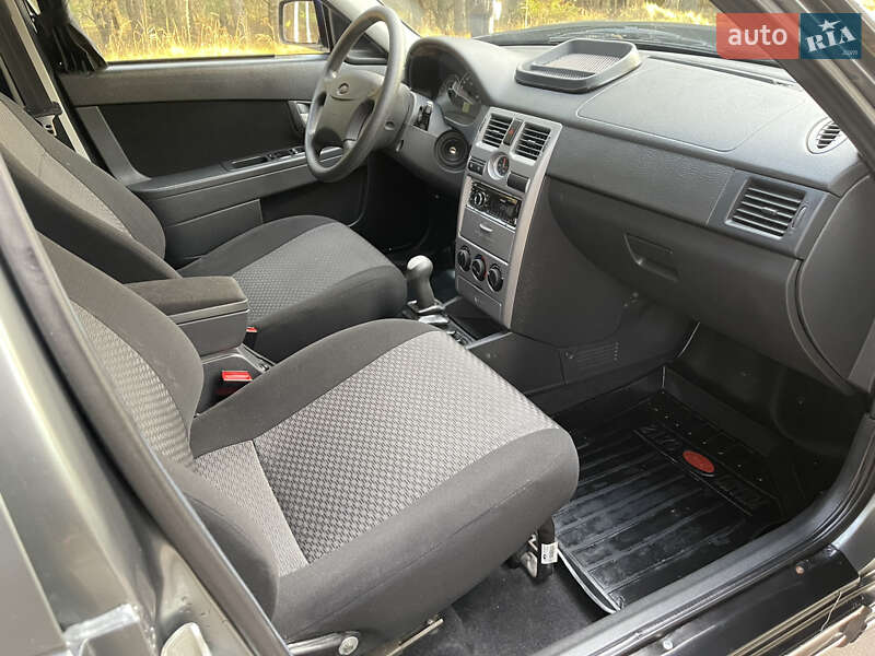 Універсал ВАЗ / Lada 2171 Priora 2011 в Славуті