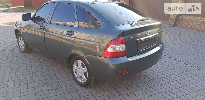 Хетчбек ВАЗ / Lada 2172 Priora 2011 в Запоріжжі