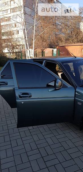 Хетчбек ВАЗ / Lada 2172 Priora 2011 в Запоріжжі
