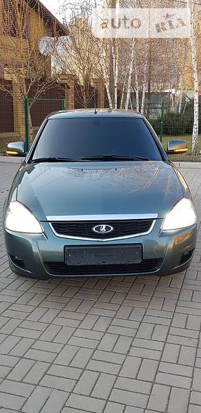 Хетчбек ВАЗ / Lada 2172 Priora 2011 в Запоріжжі
