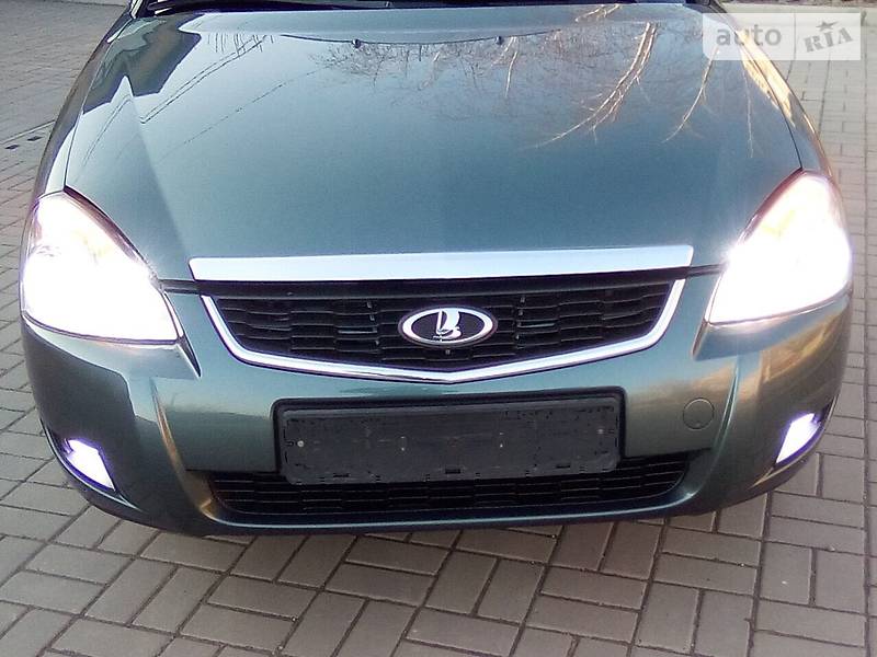 Хетчбек ВАЗ / Lada 2172 Priora 2011 в Запоріжжі